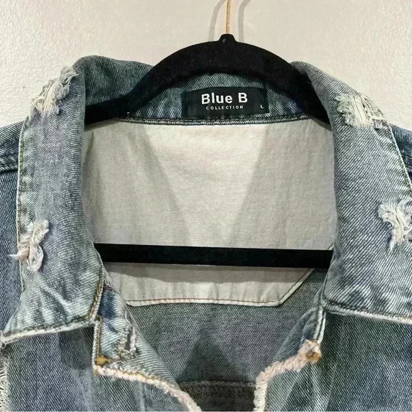 Women’s Blue B Collection Distressed Jean Jacket Size Large - Picture 2 of 9